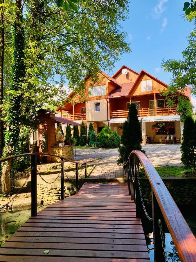 Янтарная Форель Bushtyno Bagian luar foto